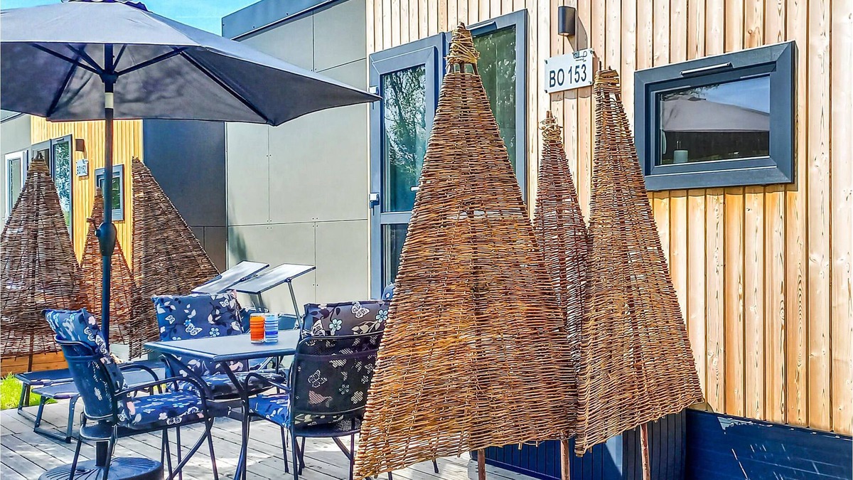 Wemding House | Experience a real Tiny House vacation close to nature at Camping Park Wemding!