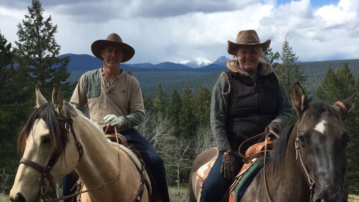 Bridge Lake Cabin | Experience a working guest Ranch in the Heart of Cowboy County