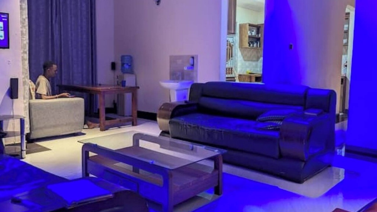 Kibaha House | Experience Authentic African Lifestyle in a Unique Room