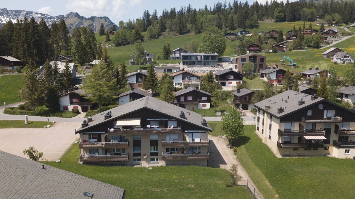 Mitloedi Apartment | "Experience Comfort and Adventure at Apartment Kaiser in Amden, Switzerland!"