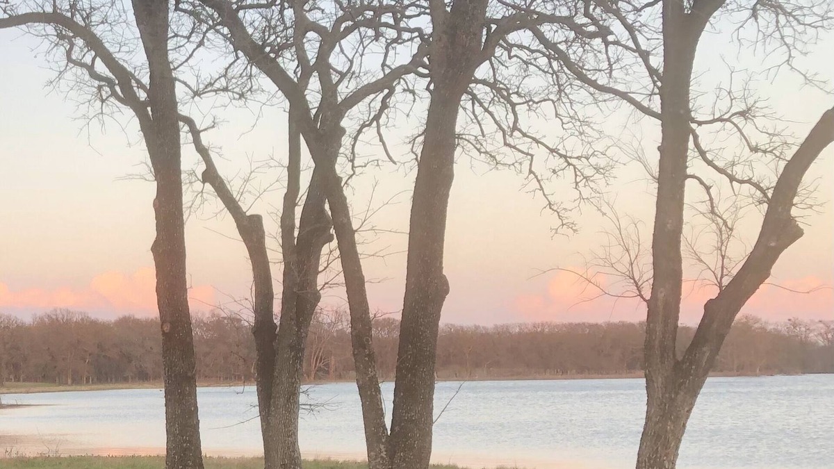 Riesel Other | Experience Elm Lake Ranch. Close to Waco, Magnolia Silos and Baylor.