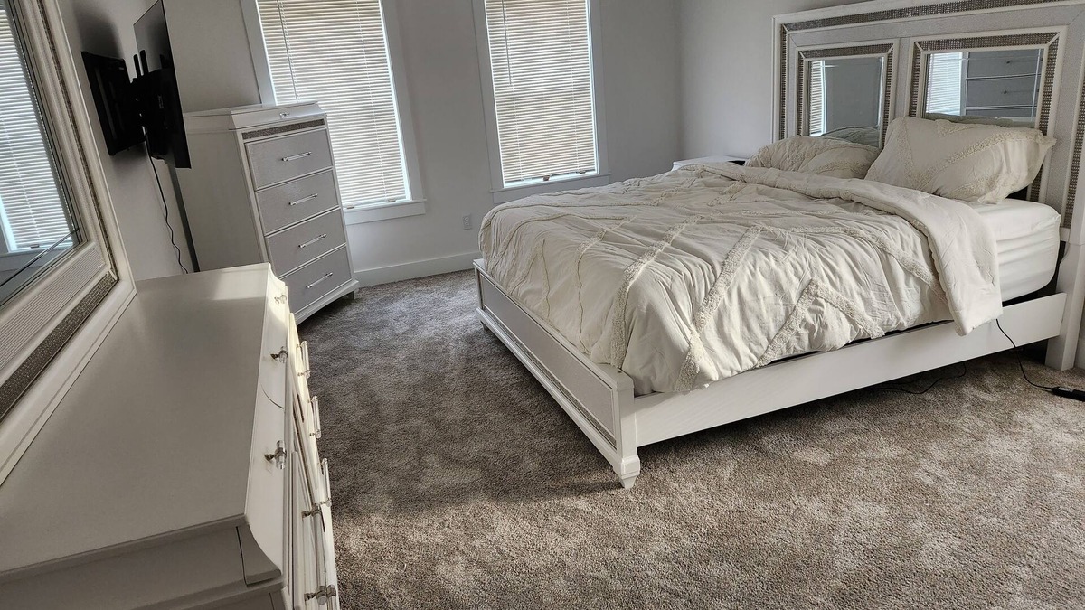 Leicester House | Experience Leicester living in spacious rooms