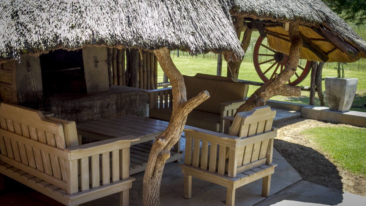 Umtshezi Cottage | Experience life on a real working farm
