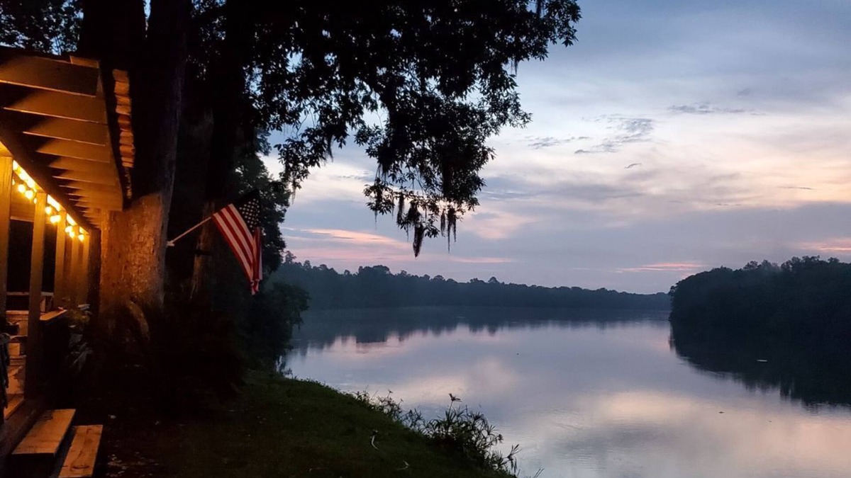 Autaugaville House | Experience life on the Alabama River! Pet-Friendly! 3BD/2BA