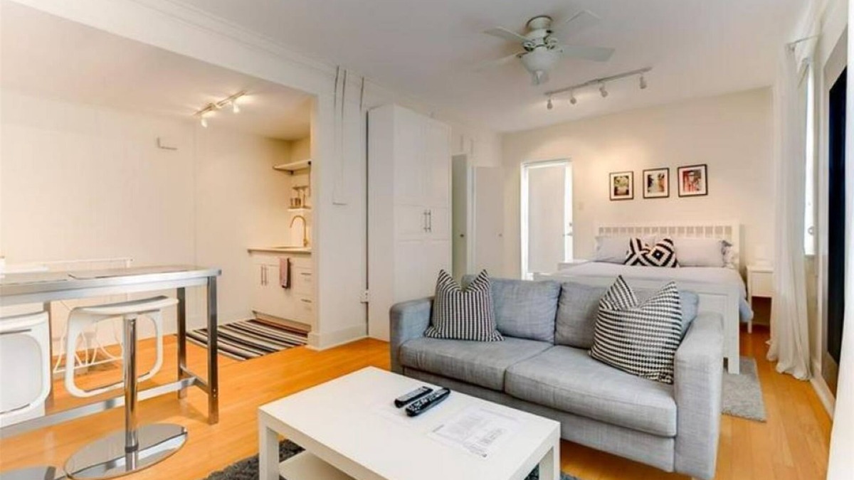 Uptown Historic District Apartment | Experience living in the heart of beautiful Uptown New Orleans!