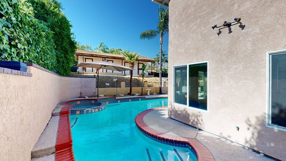 Rancho Cucamonga House | Experience Luxury and Comfort in Southern California - Private Pool