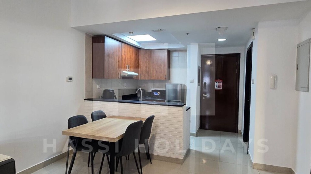 Jumeirah Lake Towers Condo | Experience Luxury at Dubai Marina