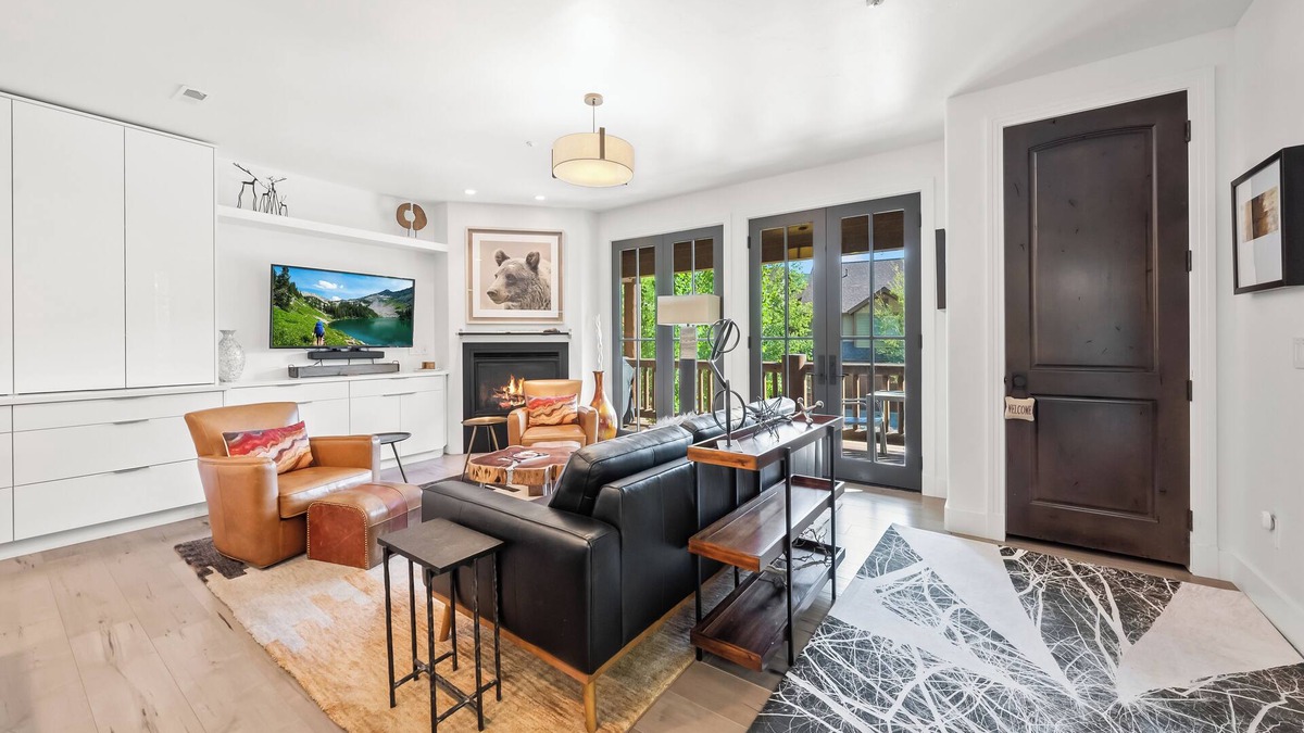Canyon Links House | Experience luxury at Jeremy Ranch Snowtop Manor, Close to everything Townhome!