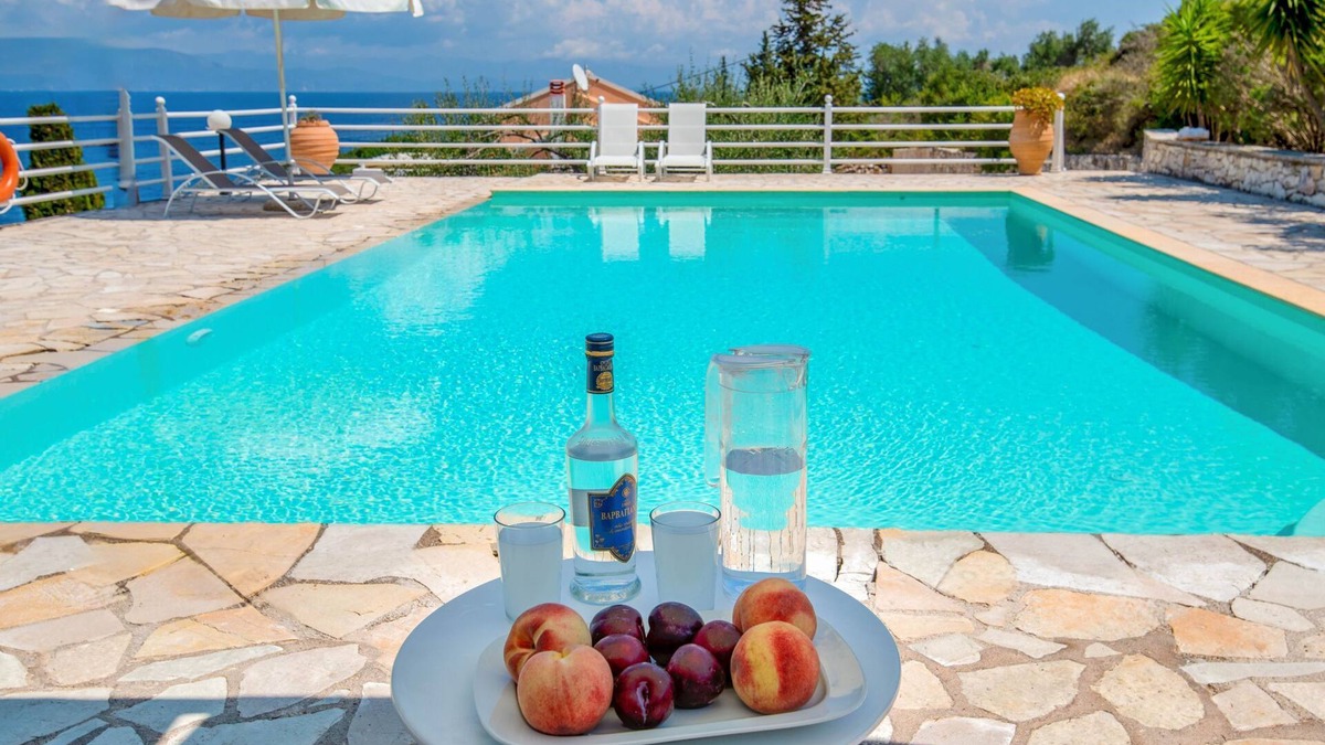 Katsimatika Villa | Experience Paxos at Petros Villa in Yioliskari Beach, Sea Views, WiFi