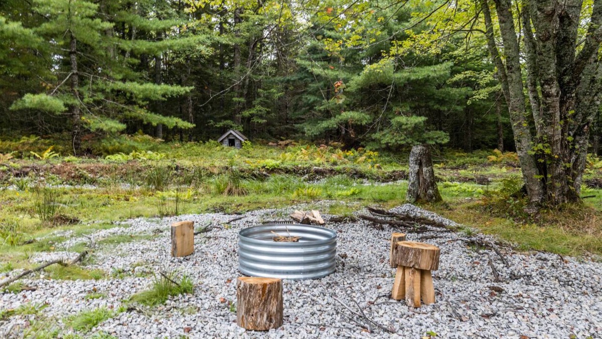 Kemptville Cabin | Experience Peace & Tranquility At Our Sovereign Cabin