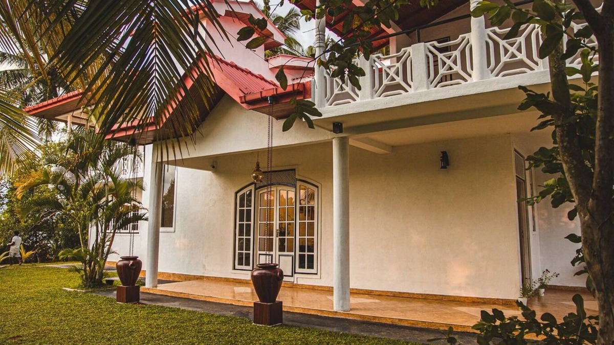 Aturuwella Bed & Breakfast | "experience Serenity and Luxury at our River Front Villa"