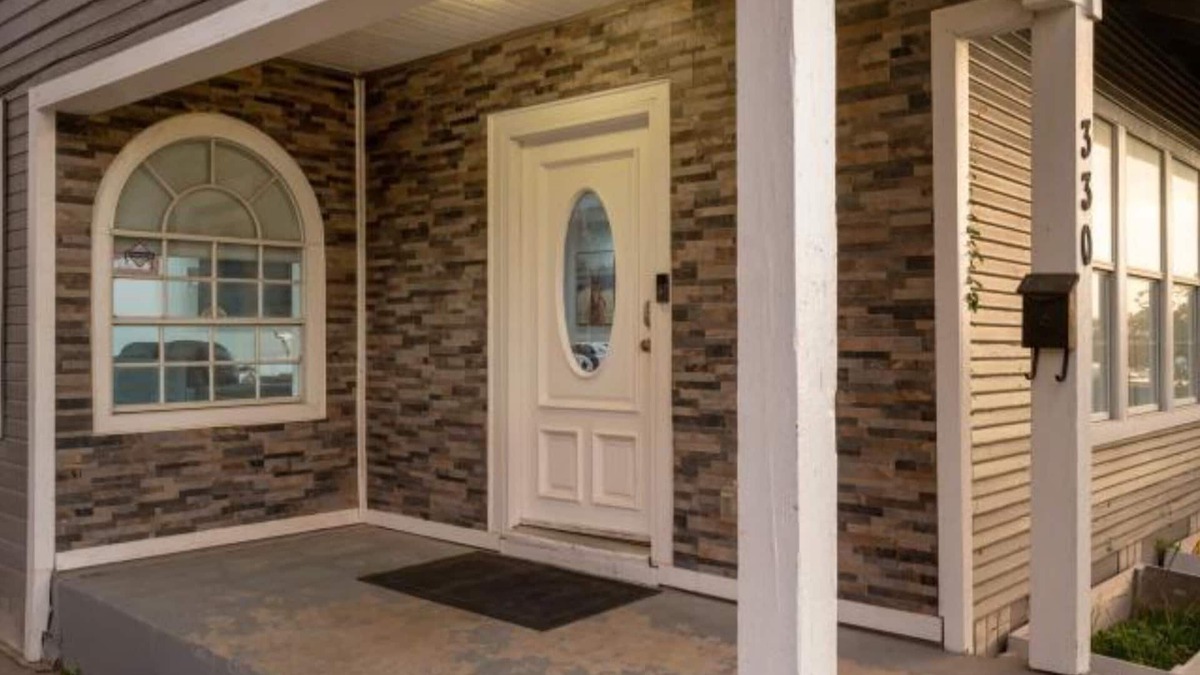Highland Park Cottage | Experience Serenity in a 4br/3ba Downtown Home