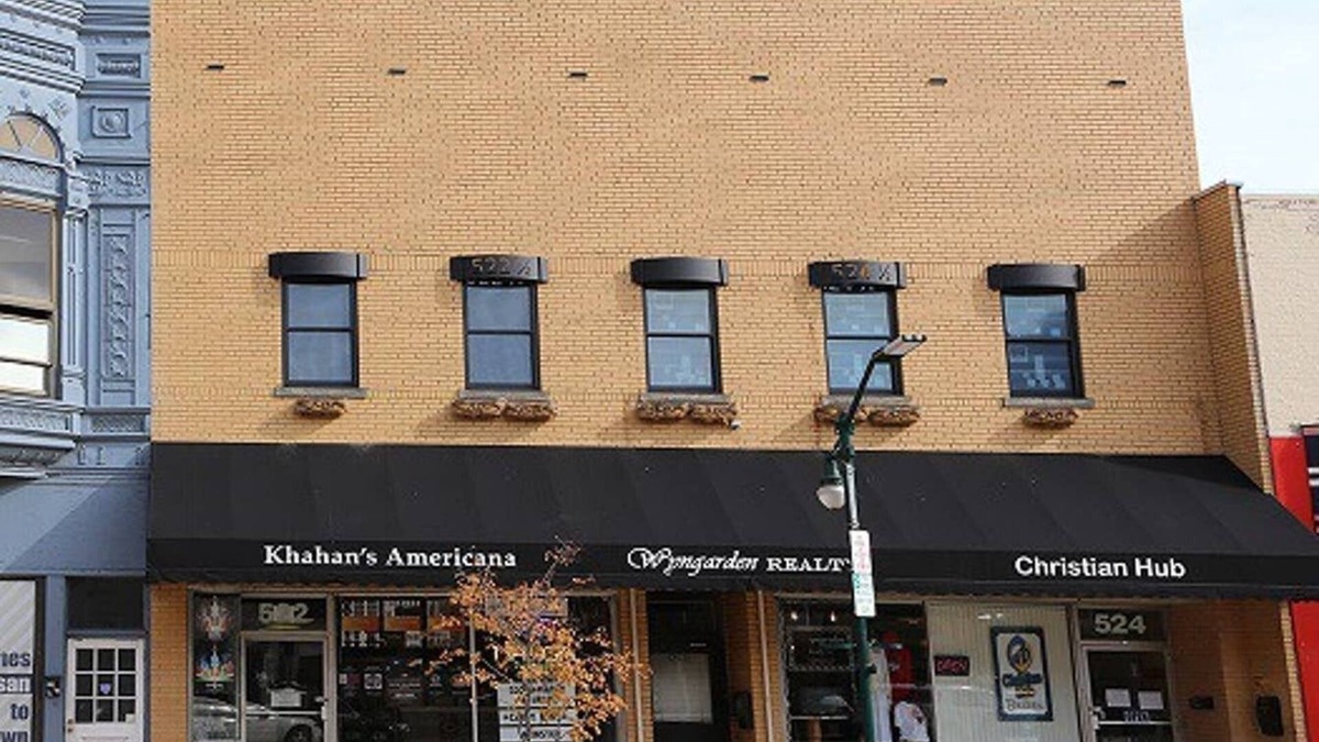 Elkhart Condo | Experience the high street