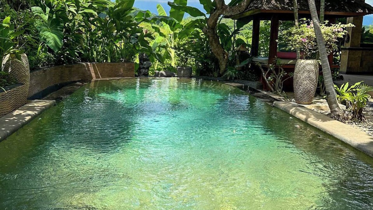 Umeanyar Villa | Experience the pure village life in the hills of North Bali