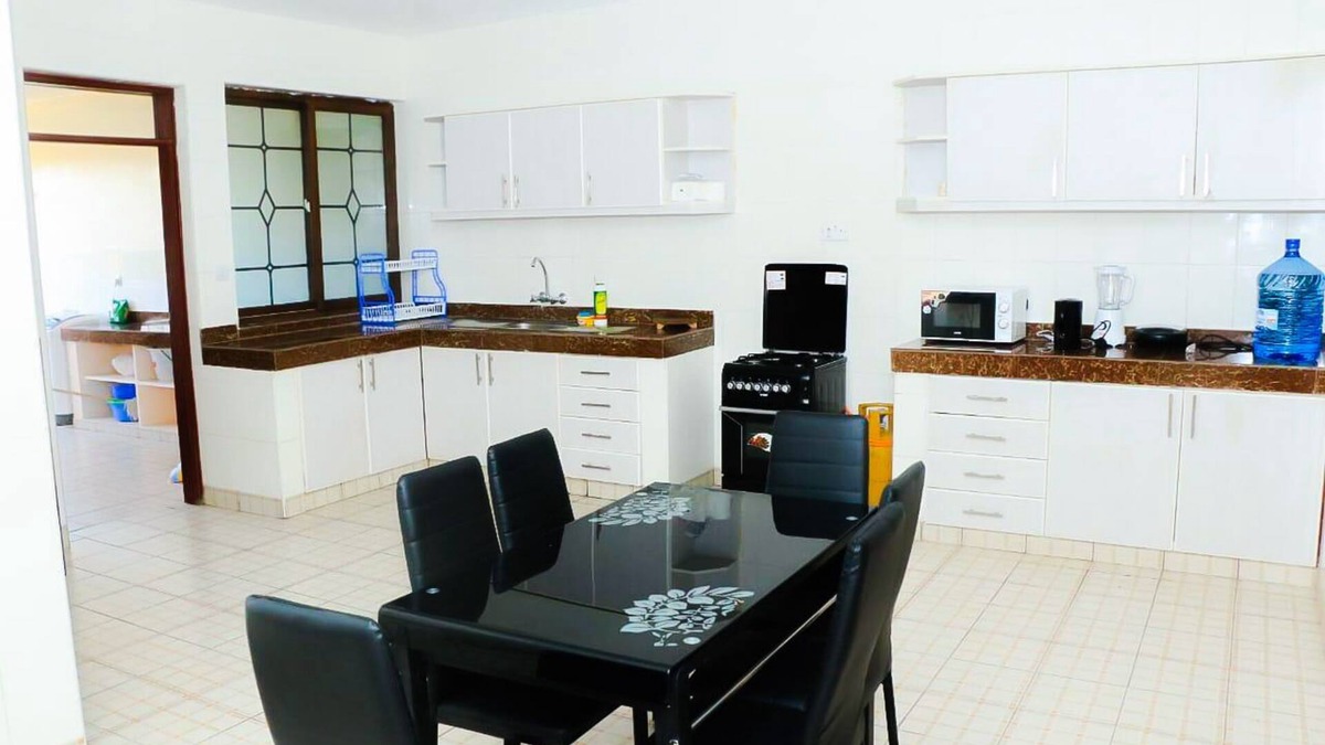Mombasa House | Experience the Ultimate Aqua Vista. Live the experience