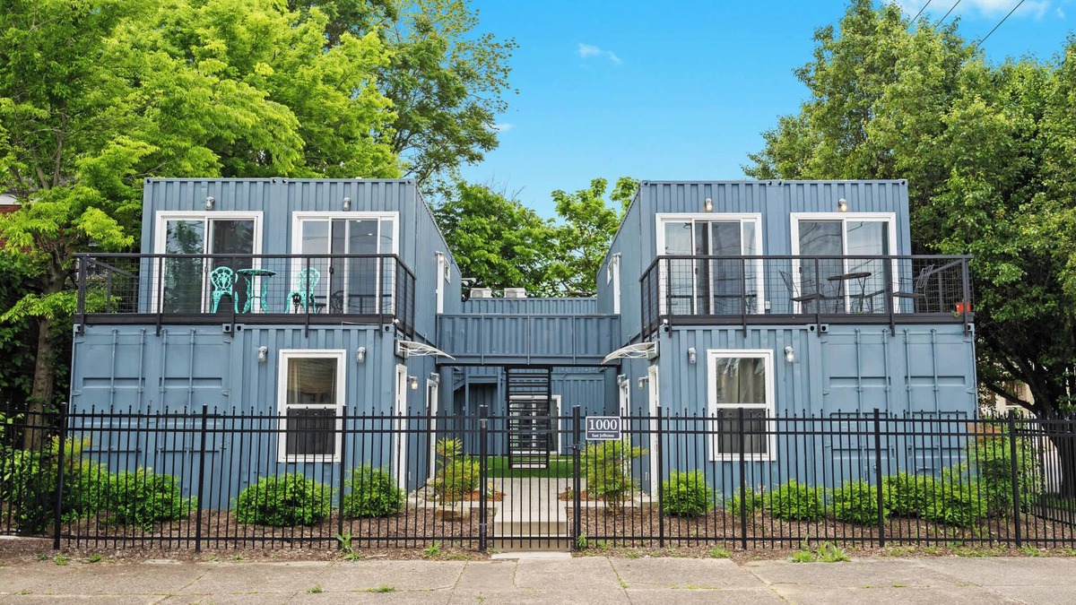 Phoenix Hill Apartment | Experience the Unique Re-Nu Shipping Container