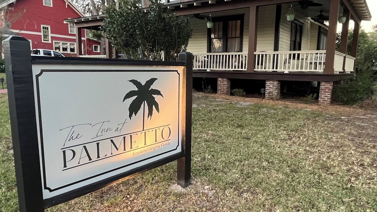 Putnam Hall House | Experience the charm of small town living and Old Florida at its finest.