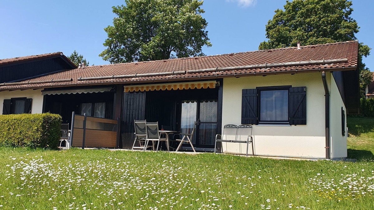 Lechbruck House | "Experience unforgettable vacations in the Hochbergle vacation village by the lake!"