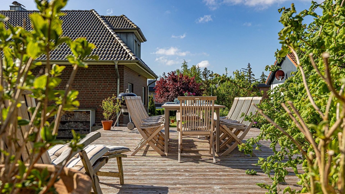 Schausende Apartment | "Experience Unforgettable Relaxation at Our Beachside Retreat!"