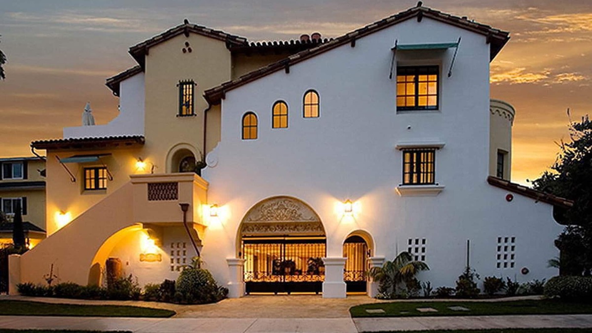 West Beach Condo | Experience West Beach living, just steps away from Santa Barbara Harbor