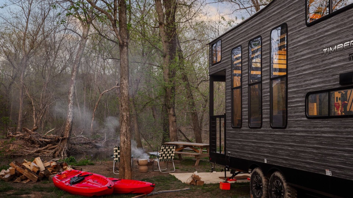 Hedgesville House | Explore Creekside RV Bliss #3 in Pleasant Hedgesville, WV