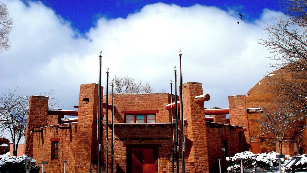 Window Rock Hotel | Explore Navajo Nation! 4 Units Minutes to Navajo Nation Museum! W/Pool Access!