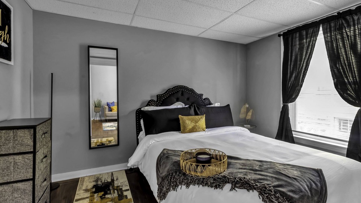 Downtown Buffalo Apartment | EXPLORE & RELAX Heart of the city,NEAR EVERYTHING!