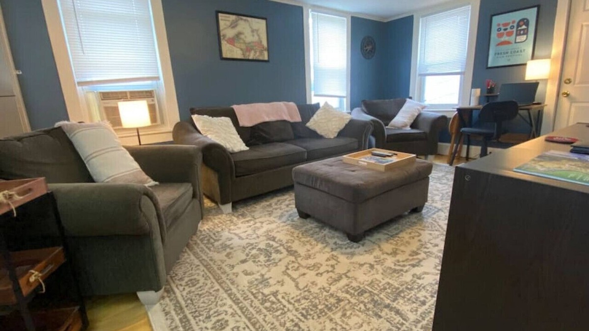 Marquette Apartment | Explore Scenic MQT! Bluff St Estates 1st Floor Apt