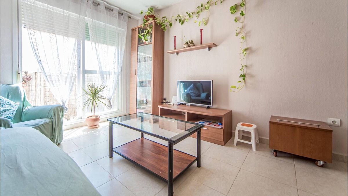 Burriana Apartment | Explore the Spanish coast from your functional vacation rental.