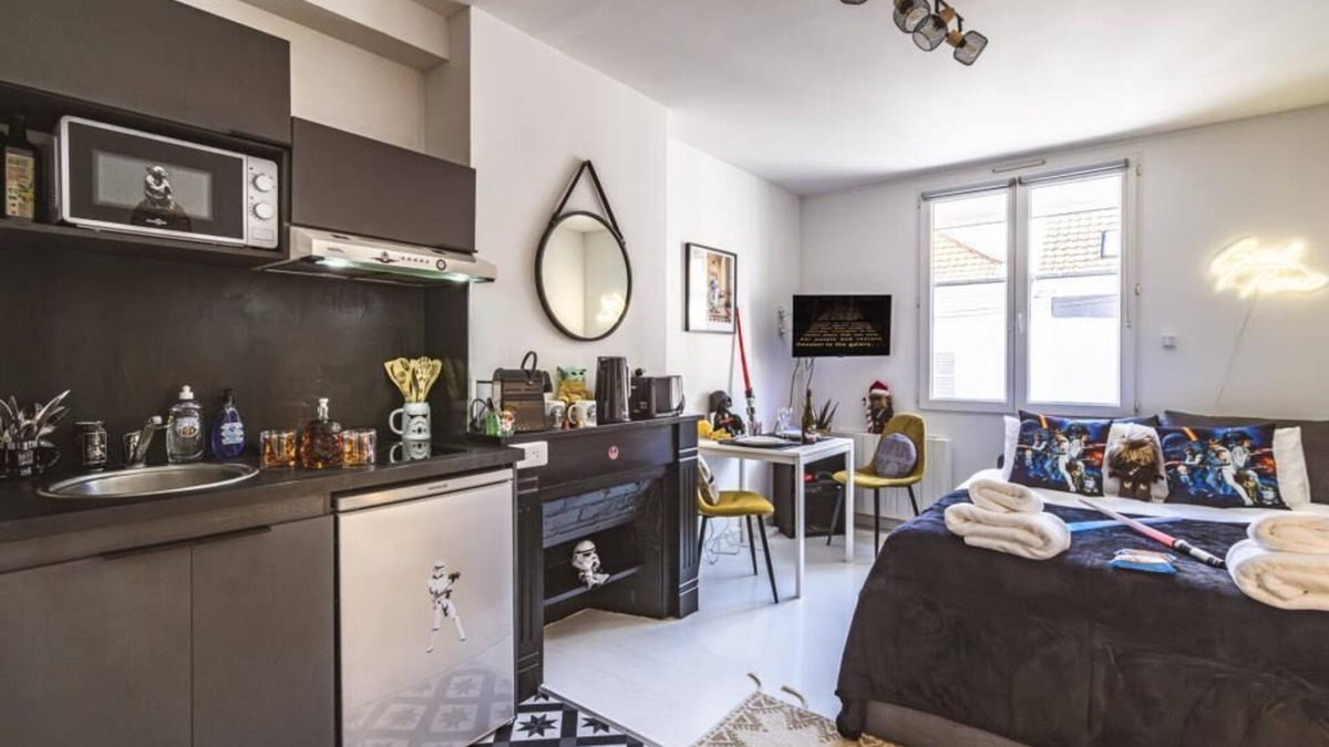 Mont d'Arene Apartment | Explorereims - Studio Intergalactique Chic Proche Gare et Centre