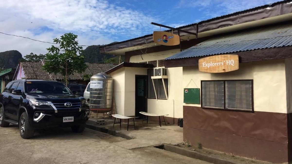 Caramoan House | Explorers' Headquarters Inn