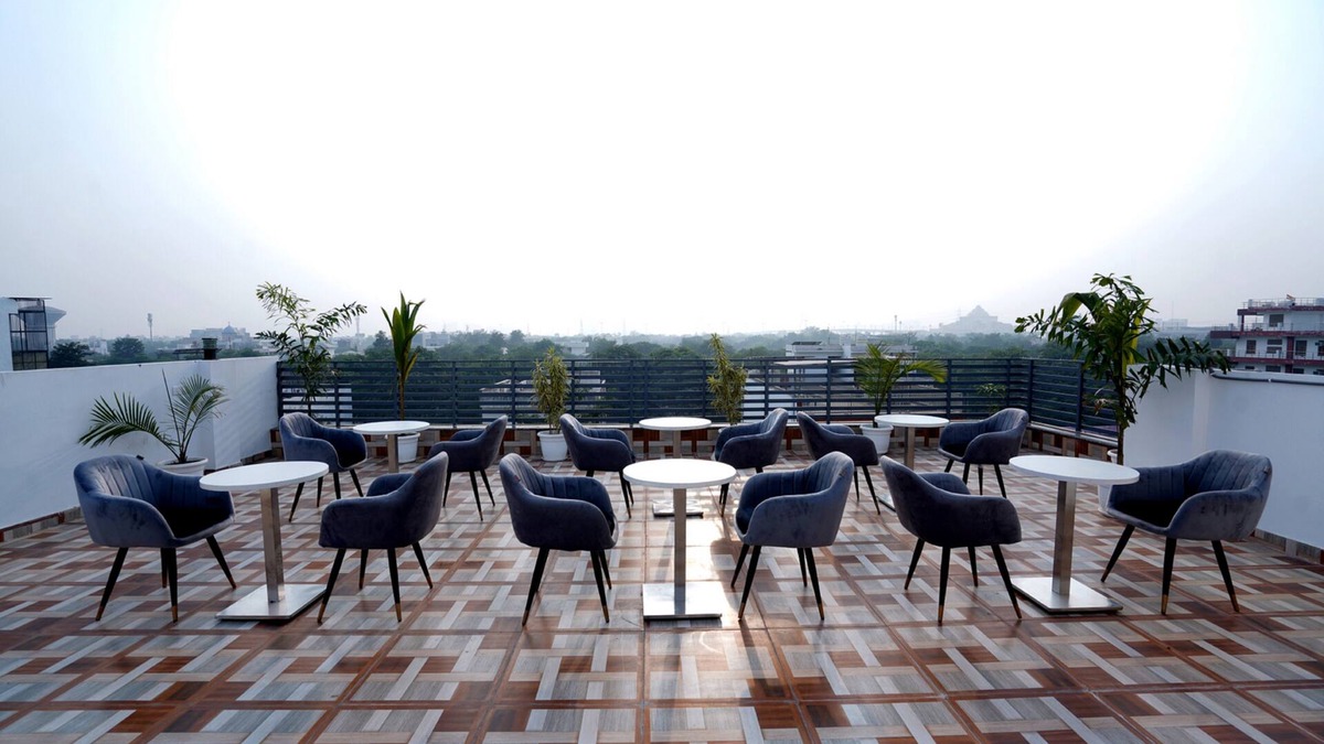 Greater Noida Hotel | ExpoMart Inn