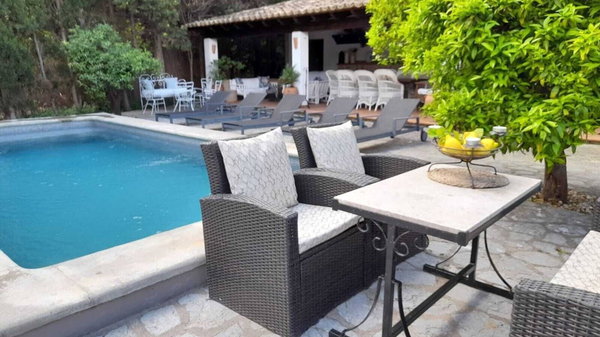 Puerto de Soller Villa | Exquisite Family Villa With Pool, Wifi, SAT TV, and Enchanting Outdoor Garden