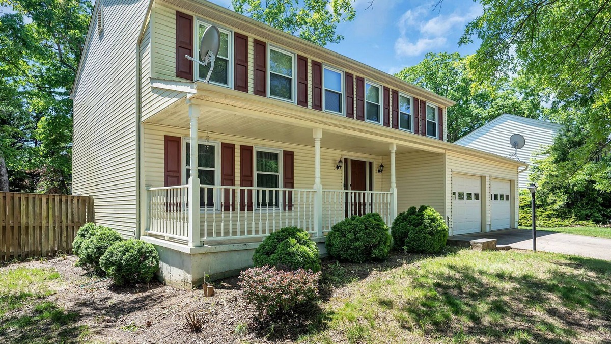Fairfax House | Exquisite & Immaculate 5BD
