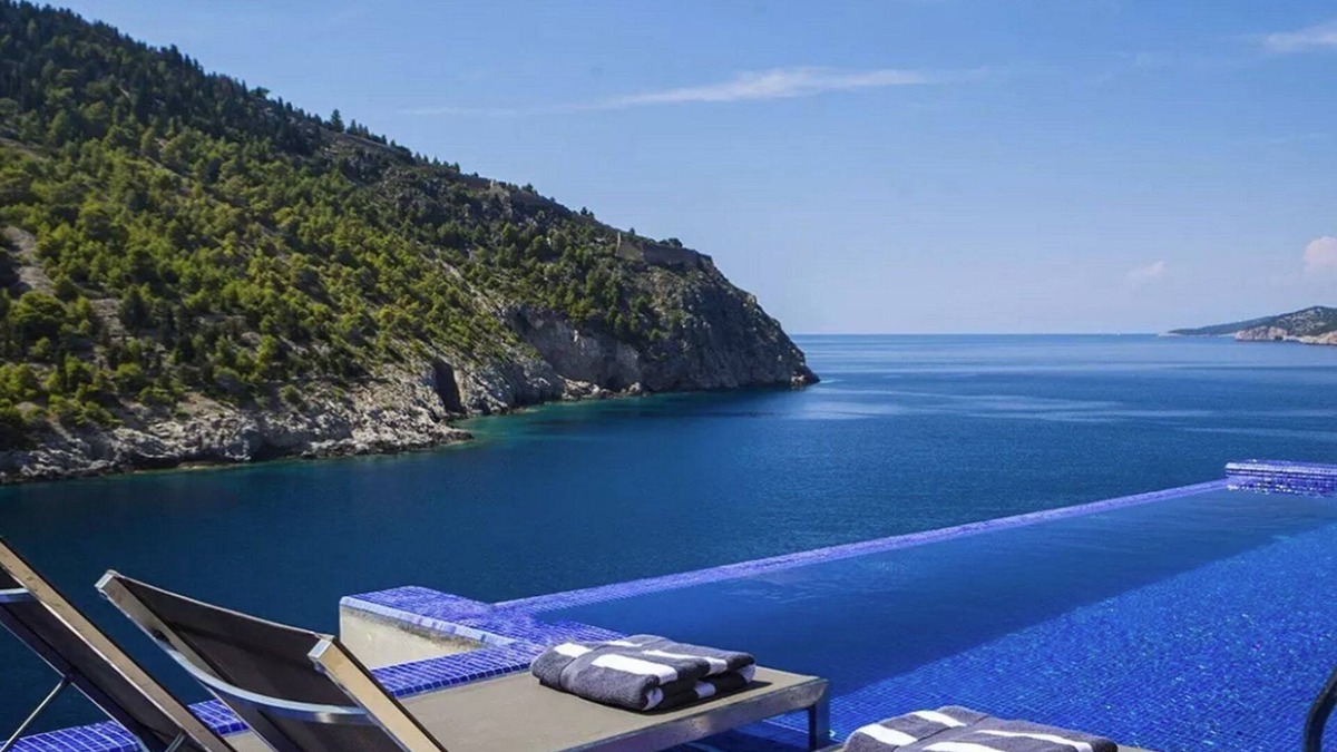 Frourion Villa | Exquisite Kefalonia Villa | Villa Arystar | 1 Bedroom | Seafornt | Spectacular.