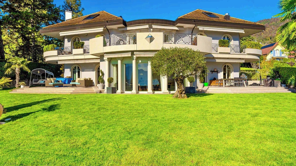 Blonay House | Exquisite Luxury Villa in Blonay Saint Legier
