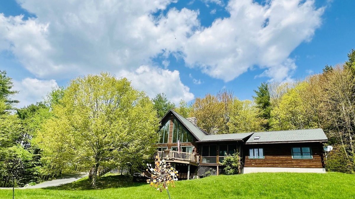 Windsor House | Exquisite Log Home with views near Woodstock, Vermont