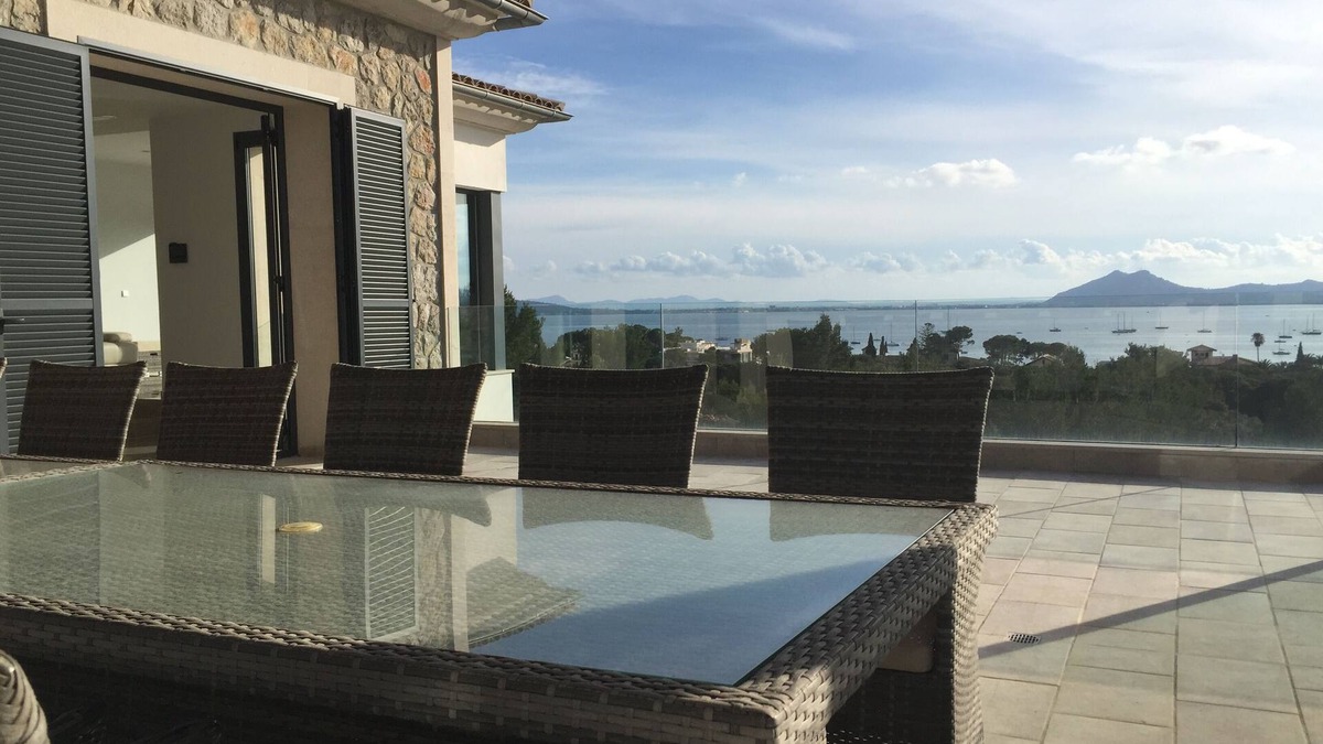 Puerto de Pollensa Villa | Exquisite, luxury villa with breathtaking panoramic coastal and mountain views