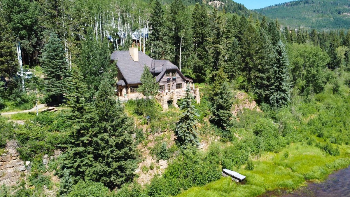 Columbine Lake House | Exquisite Mountain Lake Retreat, Minutes from Purgatory Ski Resort