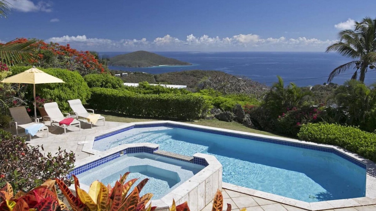 Rosendal House | Exquisite, private villa, centrally located and close to world-famous Magen's Bay!