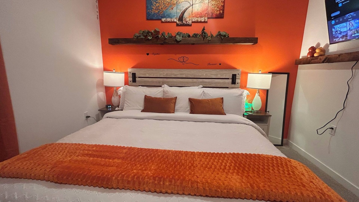Pumpkin Center House | Exquisite Scandinavian touch private guest suite in newly built neighborhood