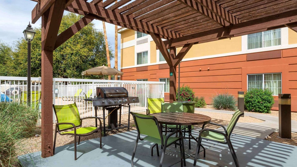Central Scottsdale Hotel | Extended Stay America Suites Phoenix Scottsdale