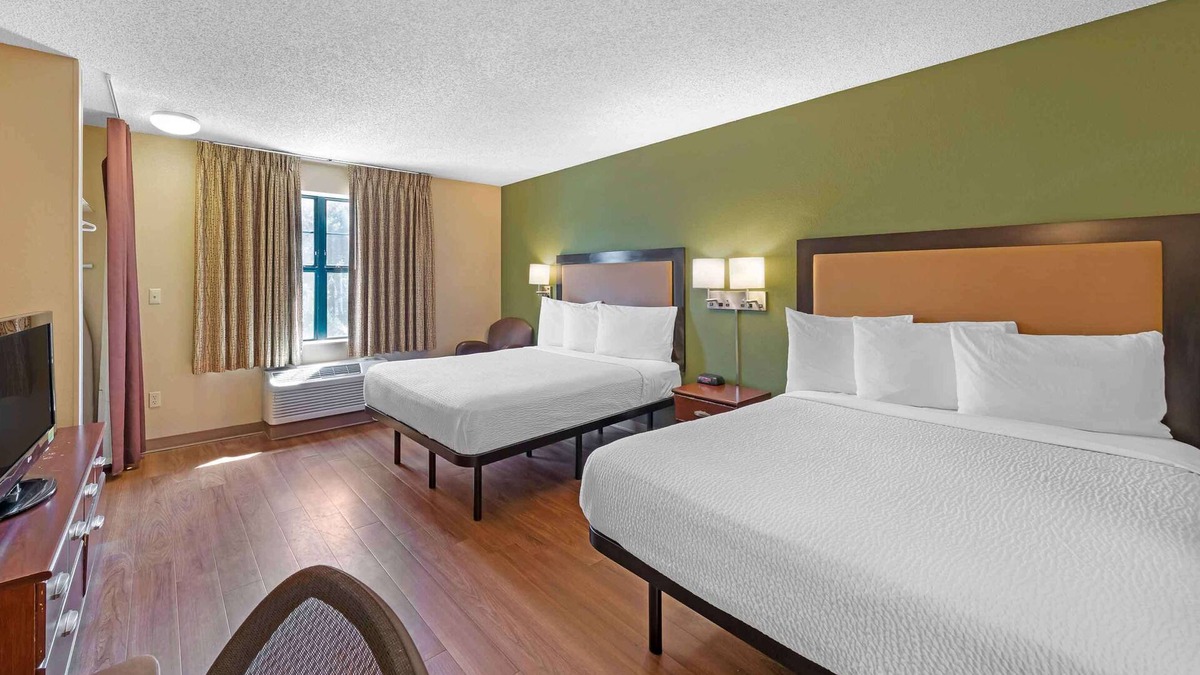 Pontiac Hotel | Extended Stay America Suites Providence Warwick
