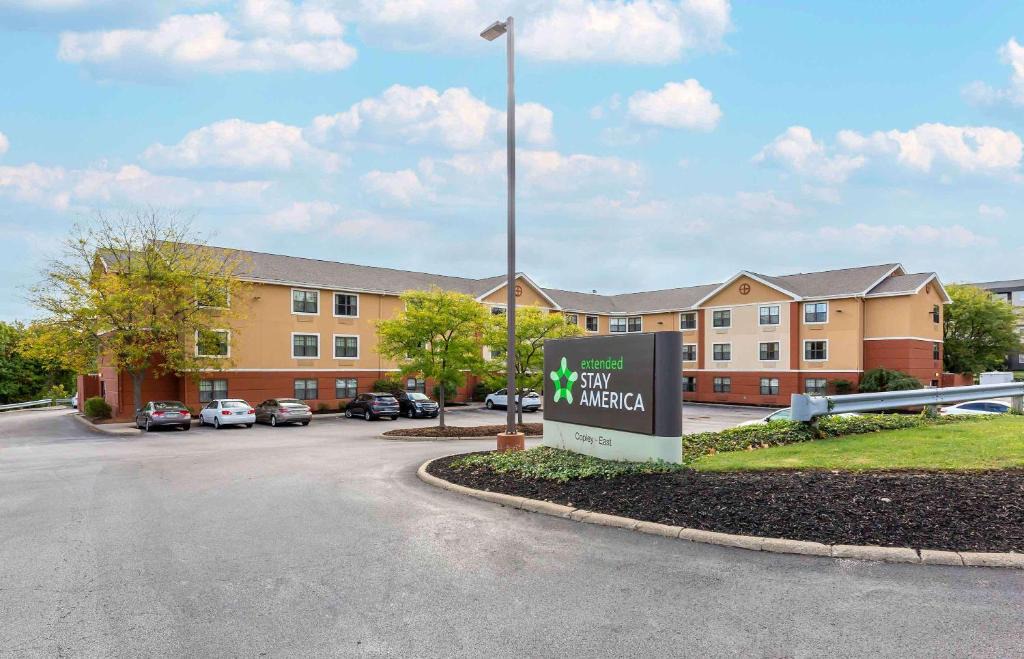 Akron Hotel | Extended Stay America Suites - Akron - Copley - East