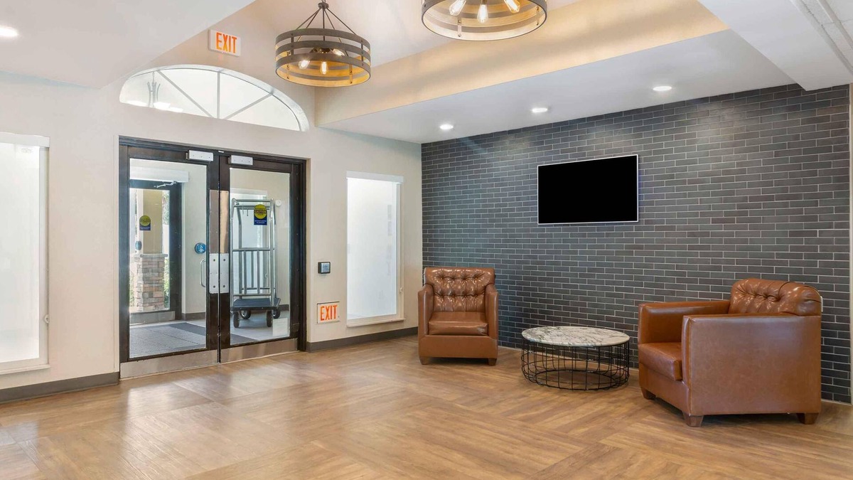 Miami Springs Hotel | Extended Stay America Premier Suites - Miami - Airport - Miami Springs