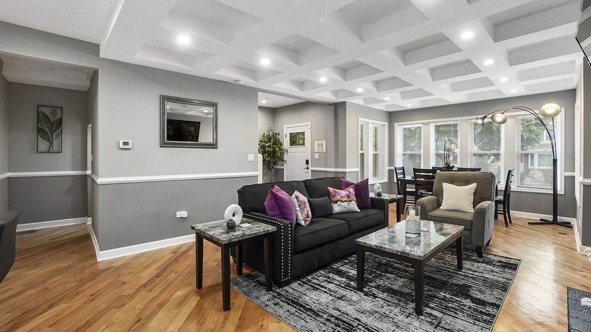Forestview House | Extended Stay- Chicago FHS Rental - Vernon Ave
