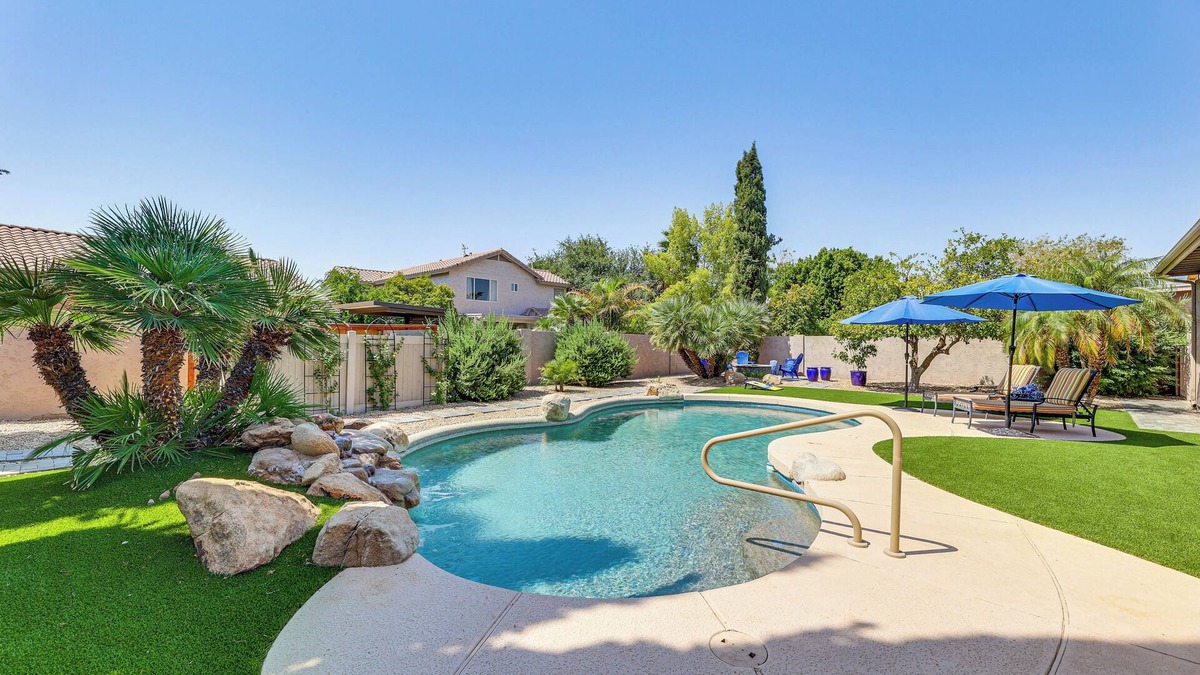 Gilbert House | Extended-Stay Oasis: Gilbert Getaway w/Office!
