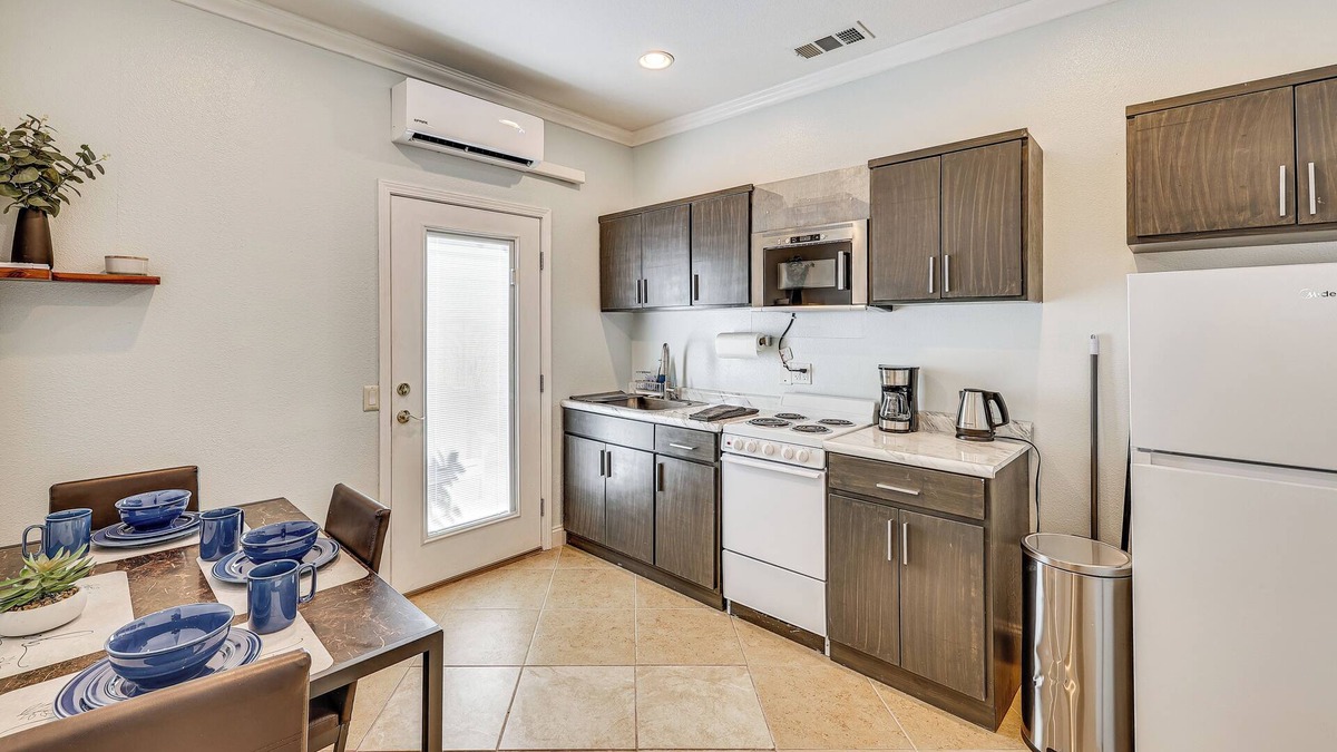Lake Elsinore Apartment | Extended-Stay Suite Near I-15 in Lake Elsinore!