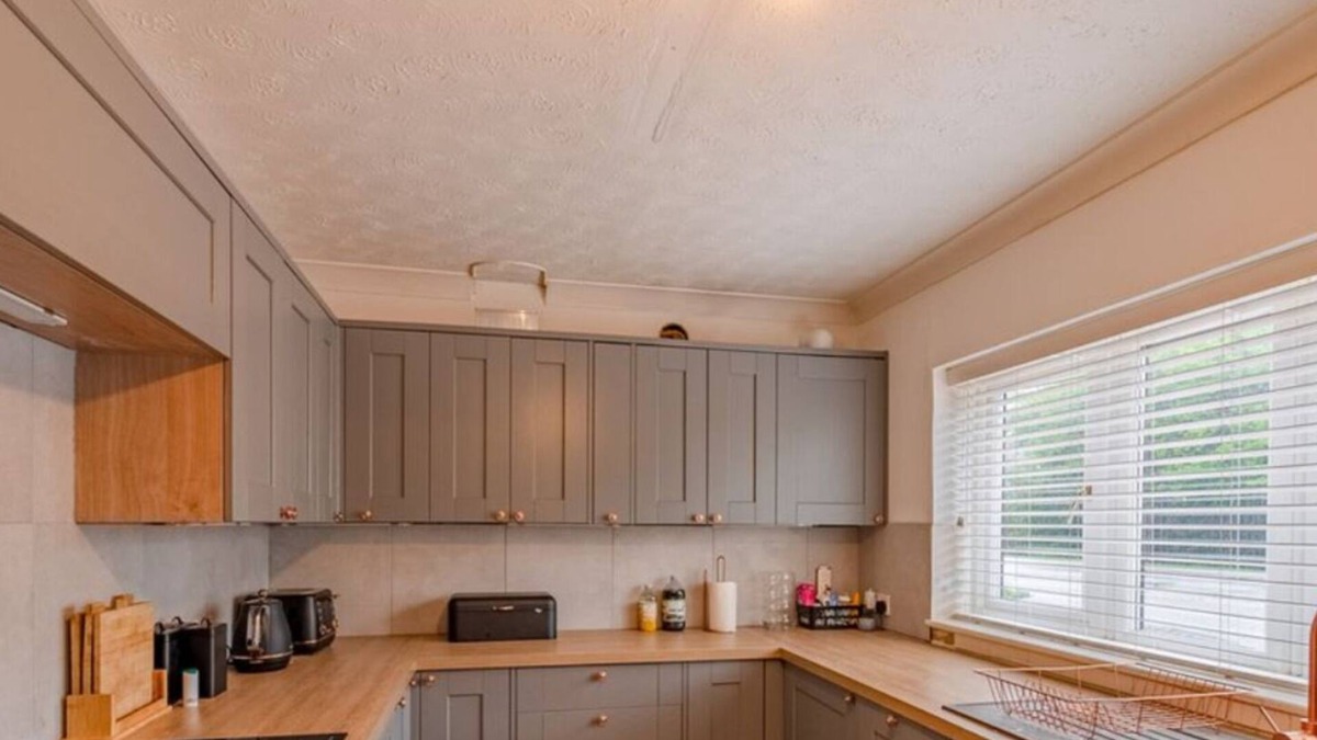 Little Stukeley House | Extensive 4 Bed close to Peterborough.