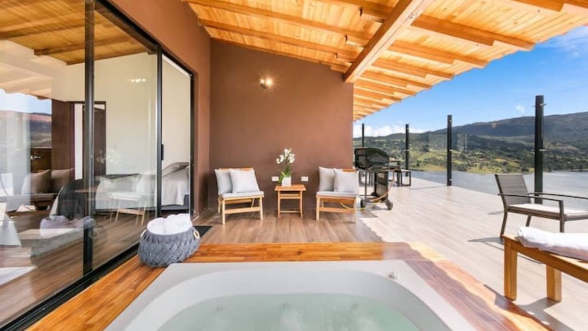 Choconta Cottage | Extraordinary house in the middle of the sisga reservoir